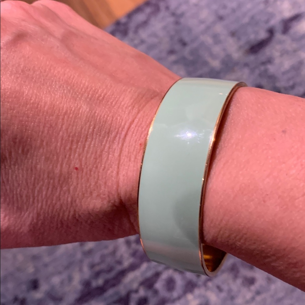 J Crew Mint green enamel and Gold tone bangle bracelet in good condition